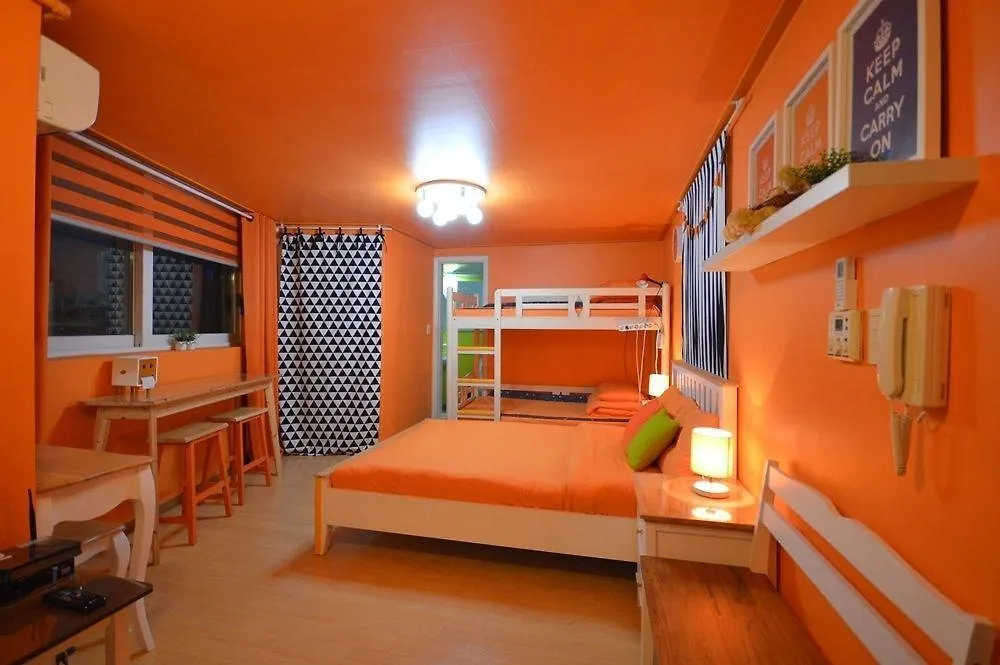 Han River Guesthouse 서울특별시 2*,  대한민국